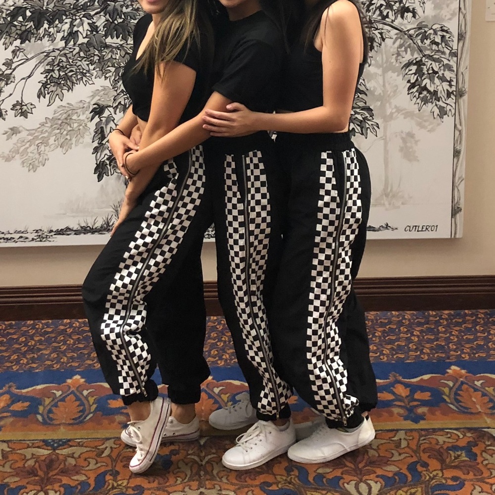 Fashion Nova Raceway checkered zip cuffed pants - Picture 2 of 5